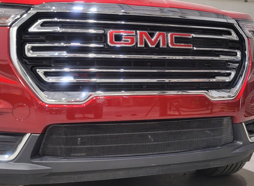 2023 GMC Terrain SLT Upper and Bumper Combo